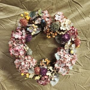 Floral wreath